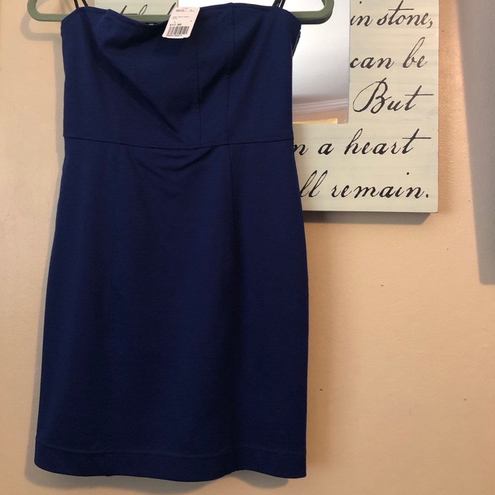 Size Large. Forever 21. Blue strapless dress